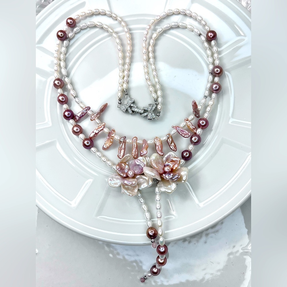 Handmade Premium Freshwater Keshi Pearl Double Flower 🌺 Blueberry Necklace